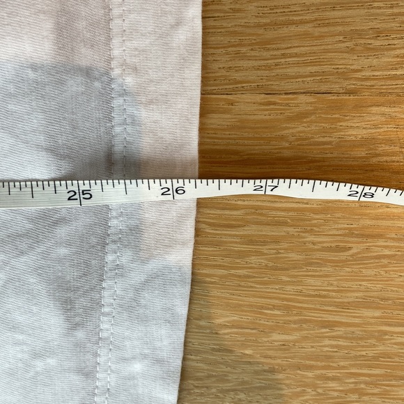 Classic White 3/4 Sleeve White Top - Picture 7 of 9